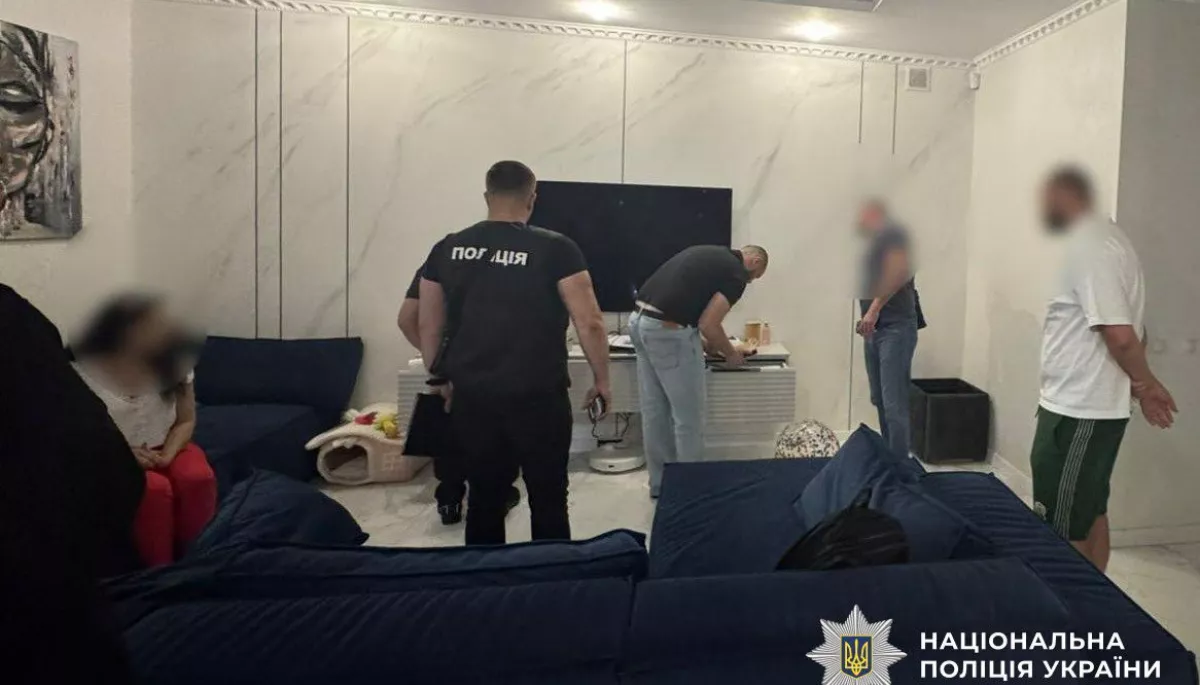 Поліція проводить обшуки в Назарія Гусакова та осіб, які могли бути залучені до збору коштів