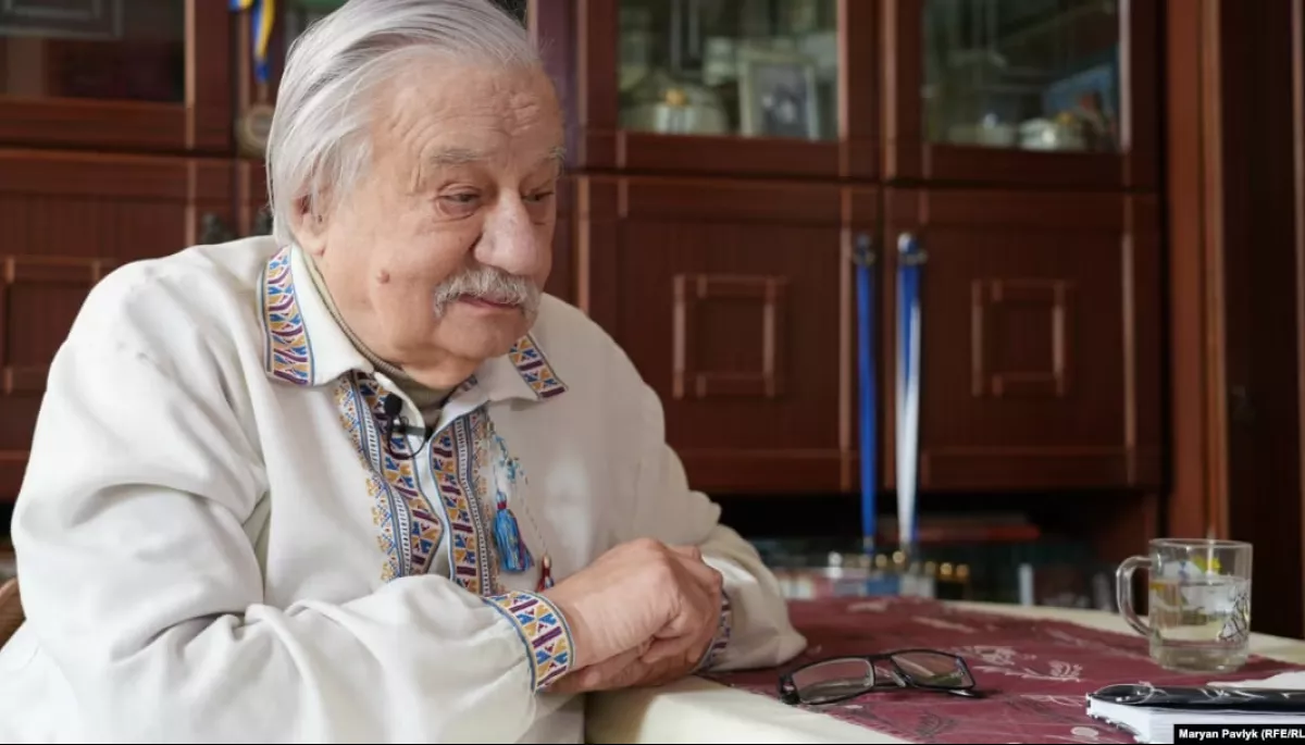 На 86-му році життя помер поет і дисидент Ігор Калинець