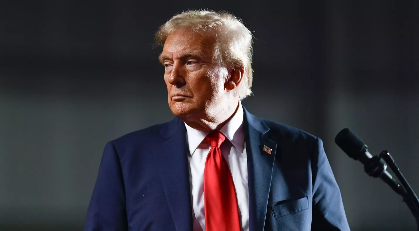 Дональд Трамп міг сприйняти розмову з українською журналісткою BBC на саміті НАТО як «постановку», — Axios