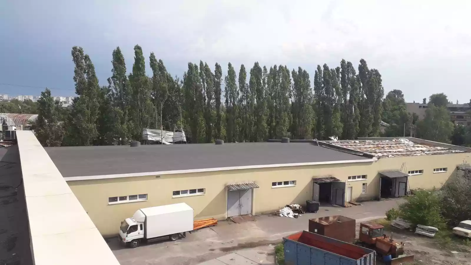 Внаслідок негоди в Харкові пошкоджено склад видавництва Vivat