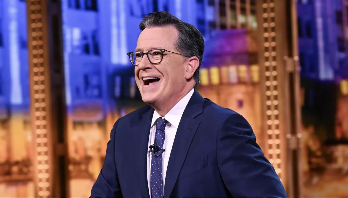 Американський канал CBS закриває вечірнє шоу «The Late Show» зі Стівеном Кольбером