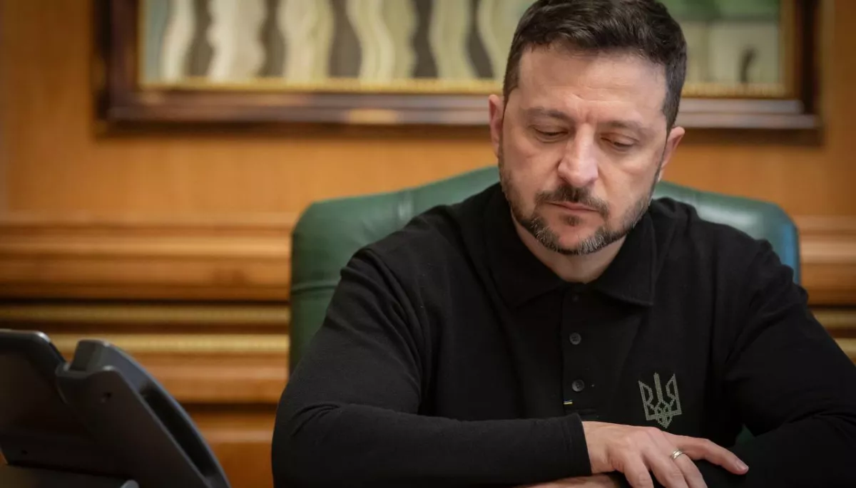 Зеленський ввів санкції проти тих, хто брав участь в інформкампаніях проти України. У списку — Латиніна і Королевська