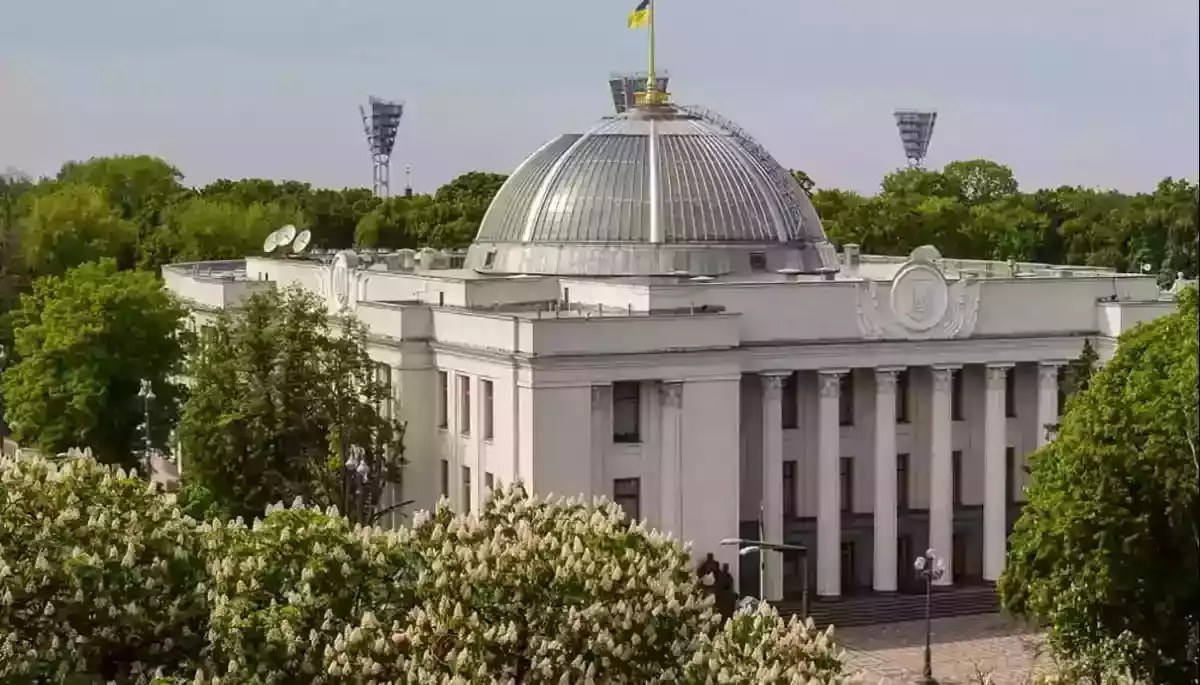 Депутатів закликали скасувати прийняття закону про відповідальність за ототожнення адвоката з клієнтом