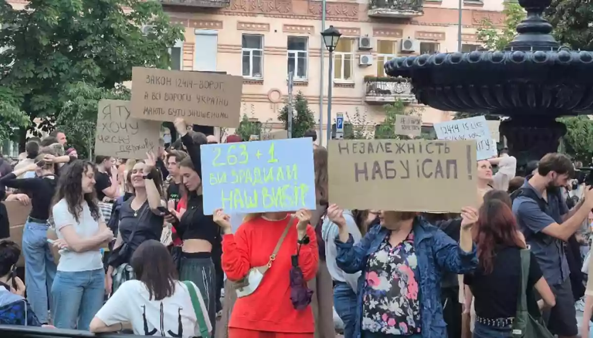 У Києві друкарня відмовилася друкувати плакати для протесту проти законопроєкту №12414