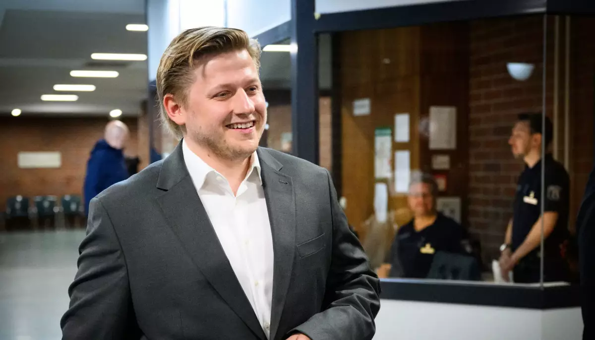 У Німеччині суд виправдав коміка, який пожартував про замах на Трампа