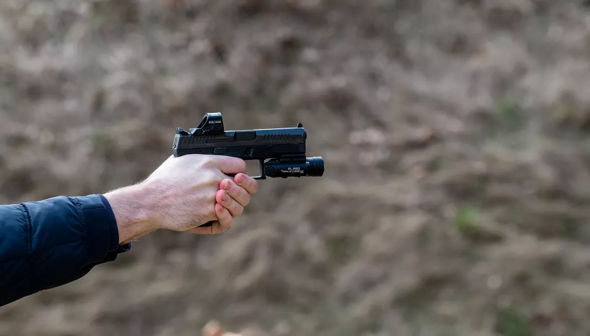 Загинув палестинський журналіст і співрежисер &laquo;оскароносного&raquo; фільму &laquo;Немає іншої землі&raquo; Одех Хаталін