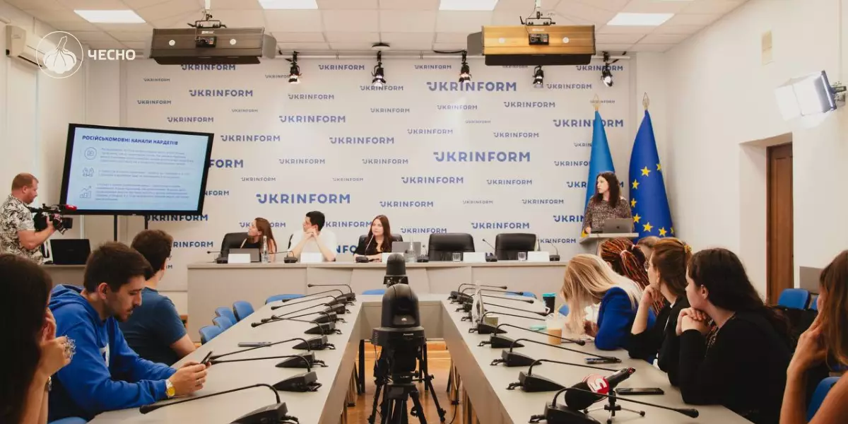 Фейсбук є найпопулярнішою соцмережею серед народних депутатів, — Рух «Чесно»