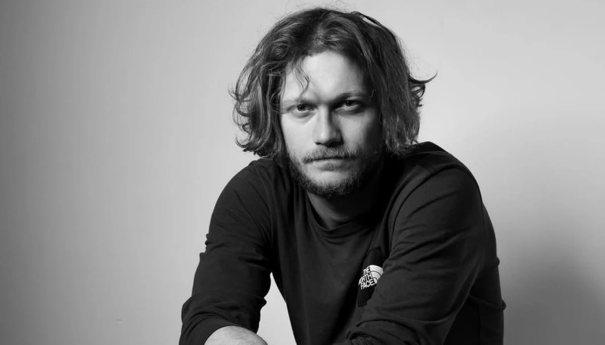 Команда фільму «Малевич» засудила дії актора Костянтина Темляка, якого звинуватили в домашньому насильстві