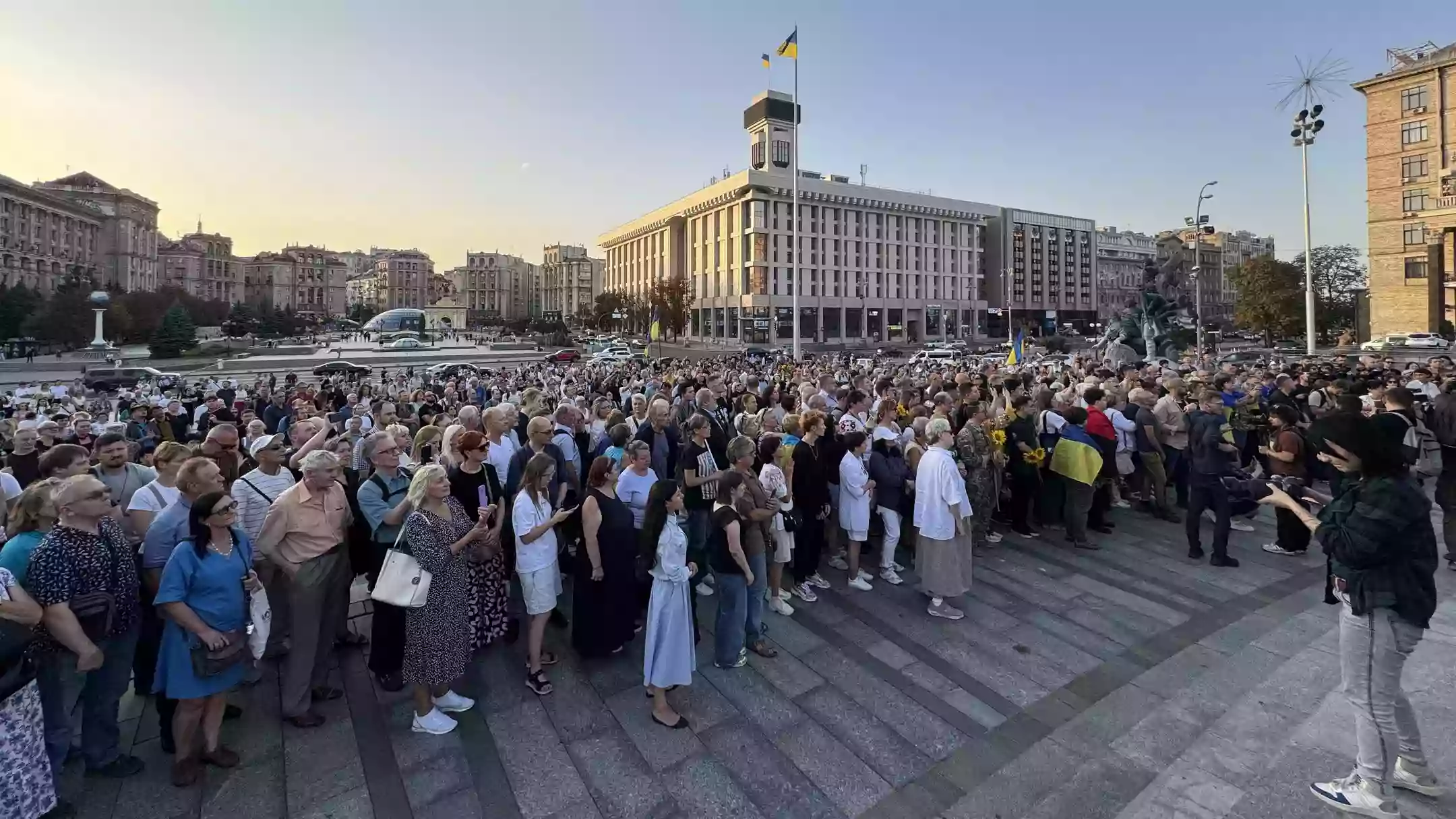 У Києві та Львові прощаються з нардепом Андрієм Парубієм