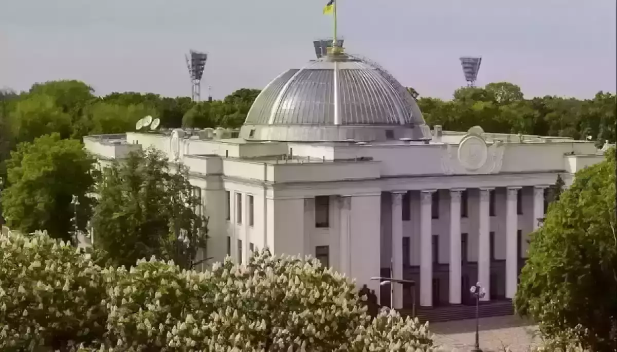 Рада проголосувала за відновлення прямих трансляцій з парламенту