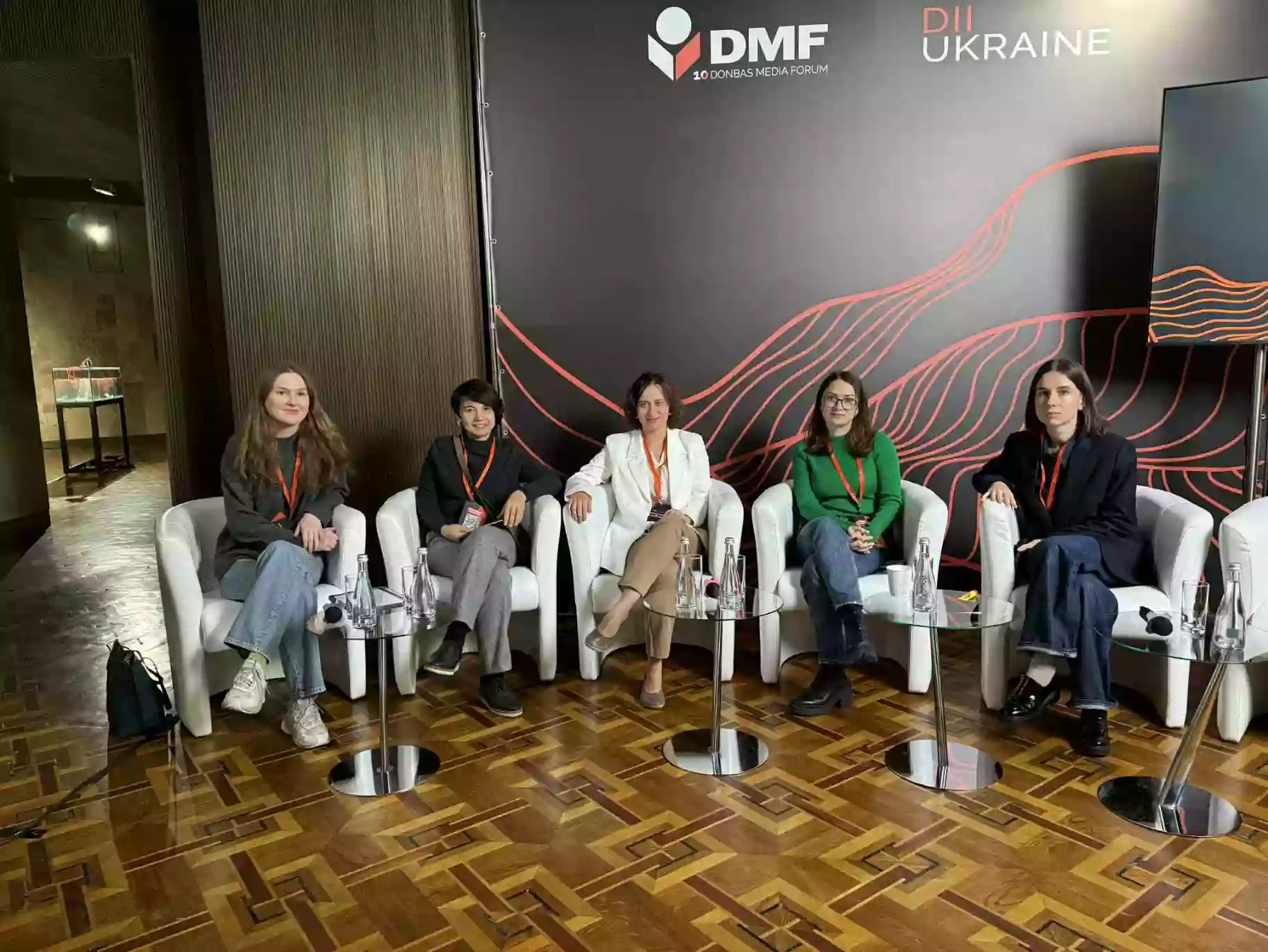 Довіра – це валюта медіа. Як пройшла дискусія про білі списки на ДМФ