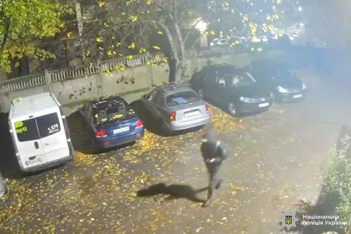 У Києві затримали чоловіка, який збирався підпалити будівлю Інституту нацпамʼяті, — СБУ
