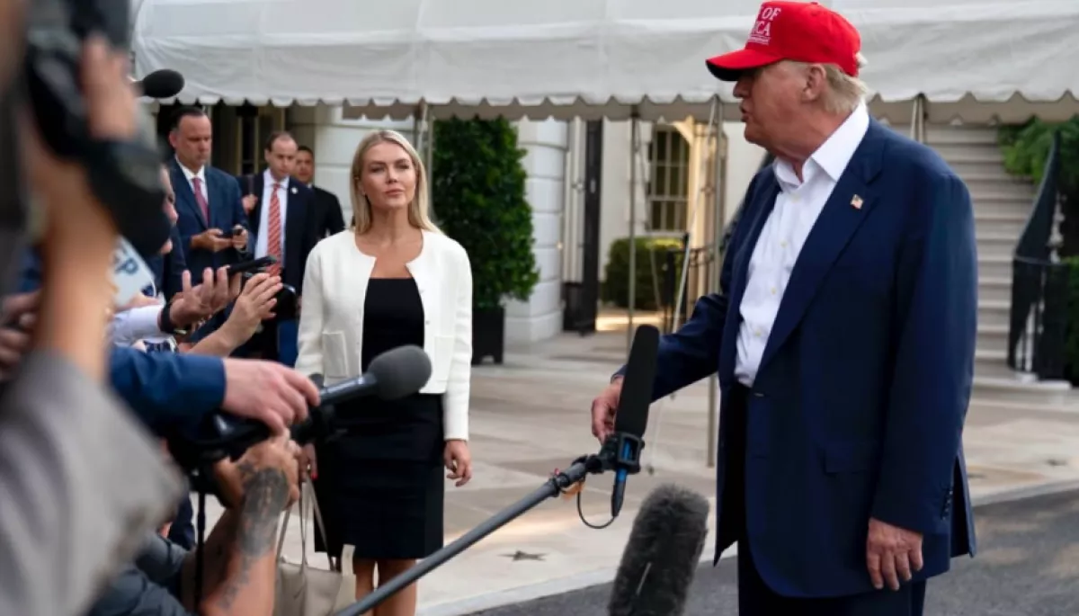 Прессекретарка Білого дому назвала BBC «100% фейковими новинами» через фільм про Трампа