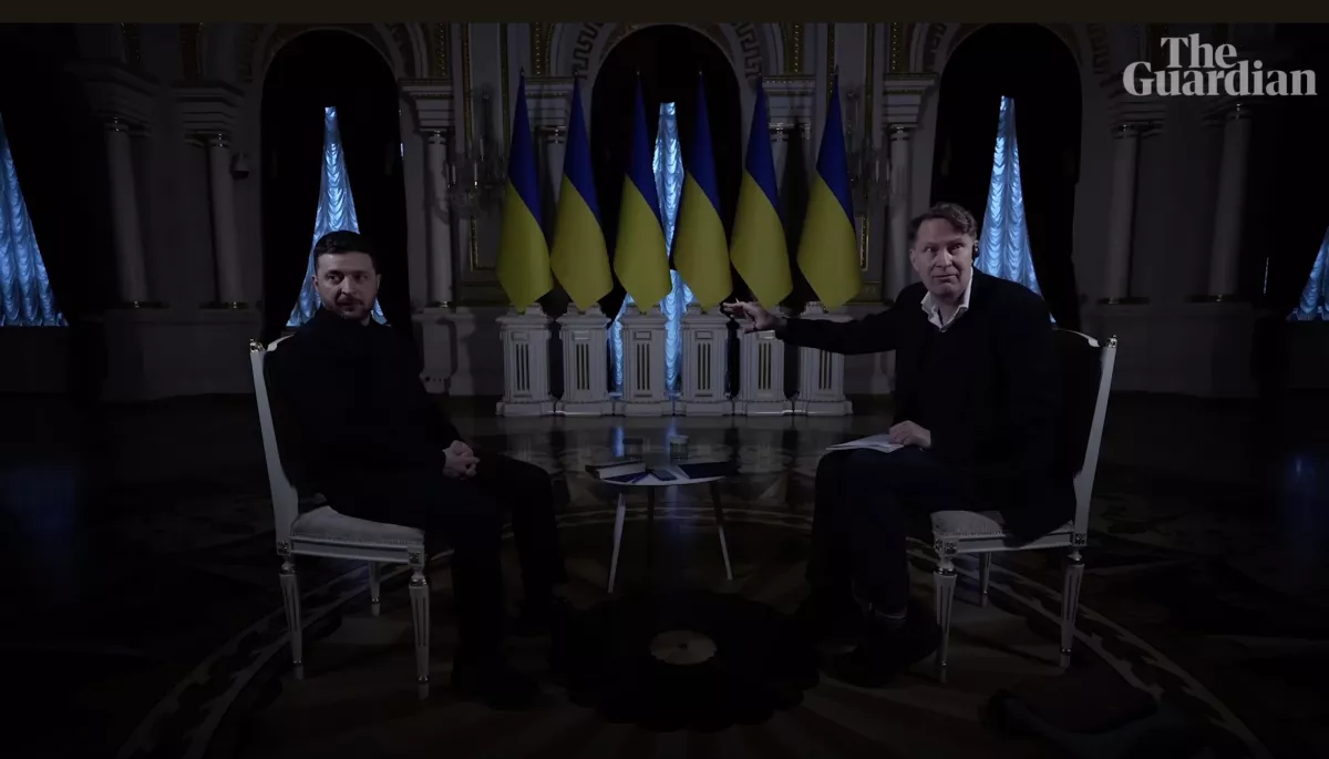 Під час інтервʼю Зеленського із The Guardian у Маріїнському палаці двічі зникало світло