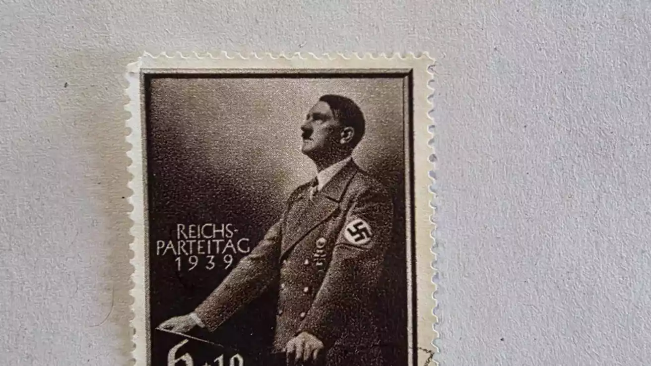 Понад 14 тисяч марок із нацистською символікою намагалися ввезти до України