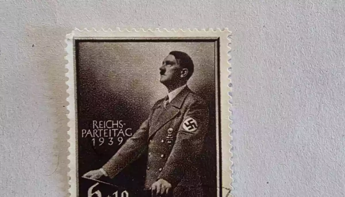 Понад 14 тисяч марок із нацистською символікою намагалися ввезти до України