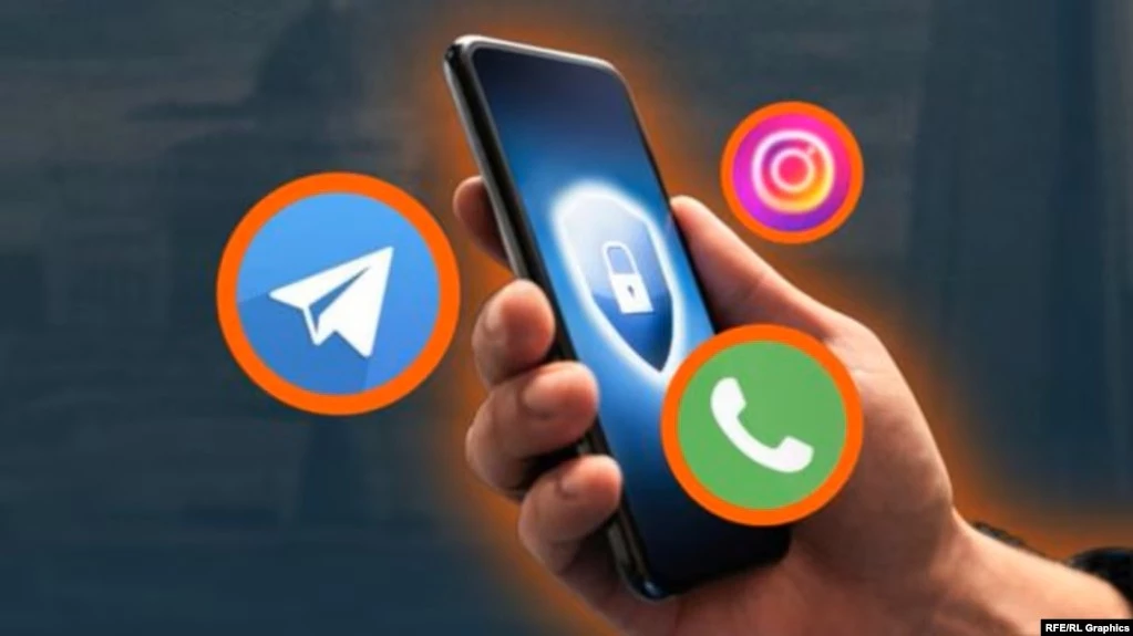 На фронті та в евакуації: як військові, переселенці, біженці та прифронтові жителі споживають новини