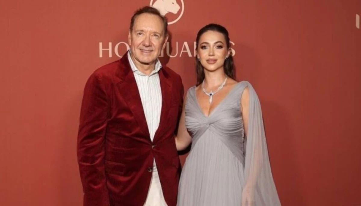 Дотична до кіно про Зеленського продюсерка може бути пов'язана із шахрайською криптосхемою, — розслідування ICIJ