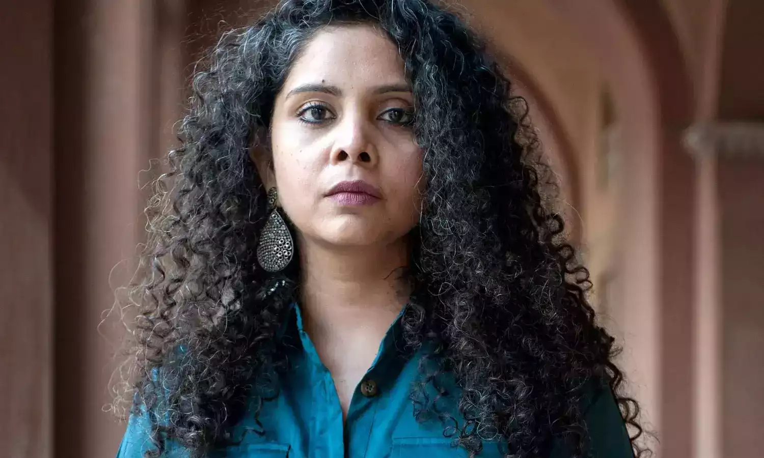 Коаліція медіаорганізацій вимагає від поліції Індії розслідувати погрози смертю колумністці WP Рані Айюб