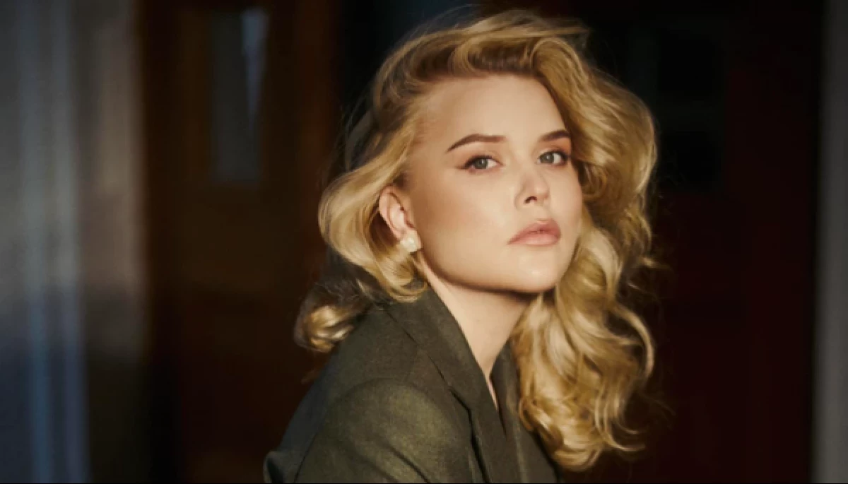 Прокуратура Київщини заявила, що ексведуча каналів Медведчука відповідала вимогам для посади у її пресслужбі