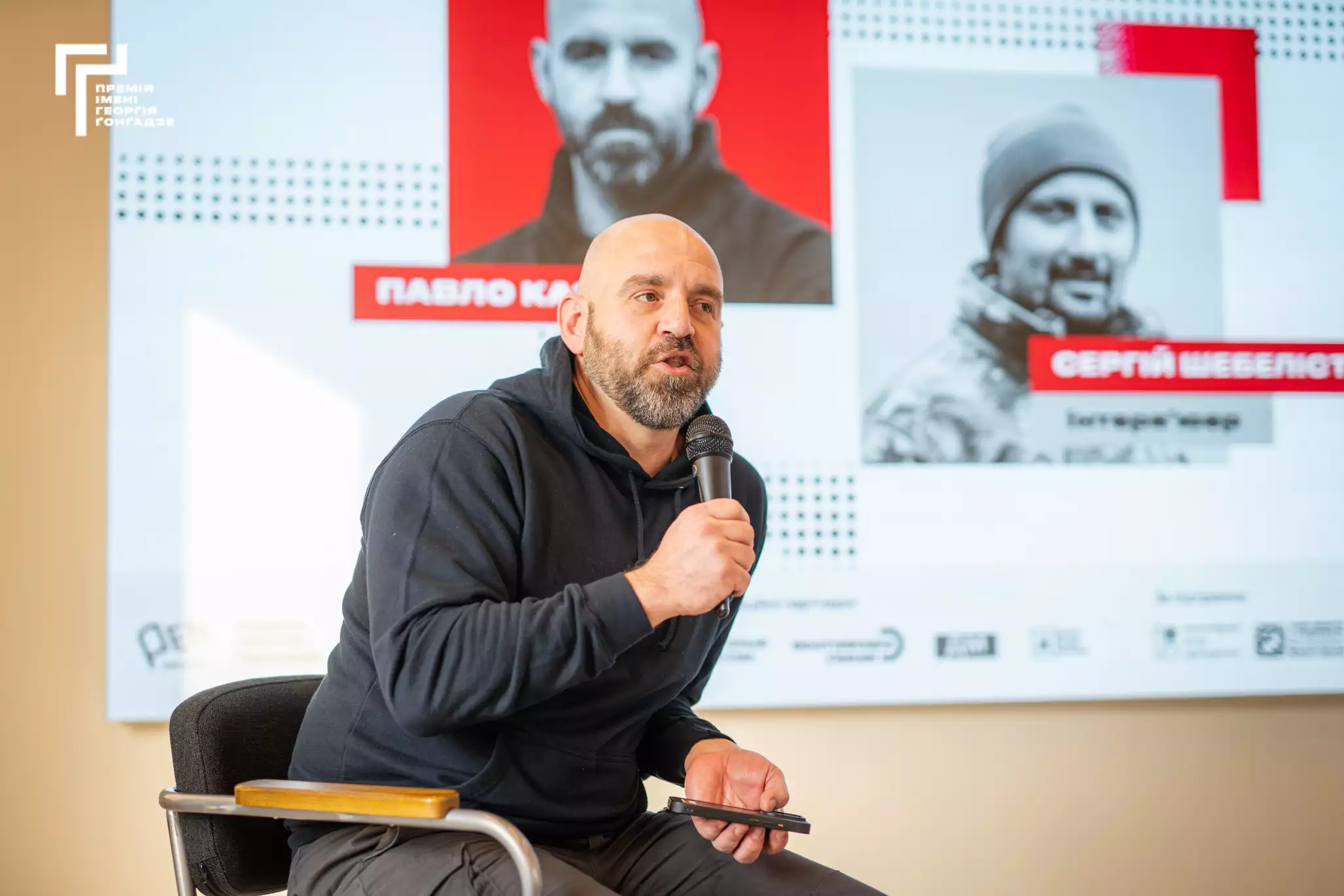 Павло Казарін: «Розповідати іноземцям про війну в Україні – ніби розповідати про «Зоряні війни» тому, хто їх не дивився»