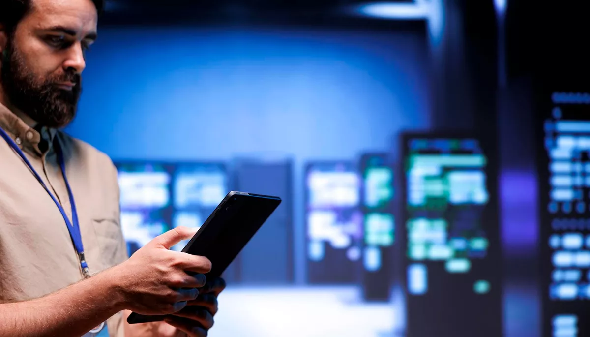 Ютуб і Тікток провідні соцмережі, сімок більше, ніж людей, швидший у 2.5 раза проти 22-го мобільний інтернет: звіт Digital Ukraine за 2025 рік