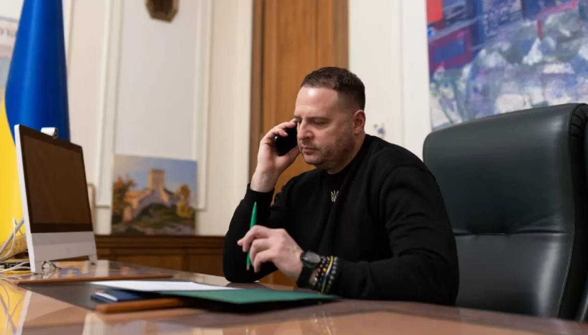 Зеленський вивів Єрмака зі складу РНБО та Ставки