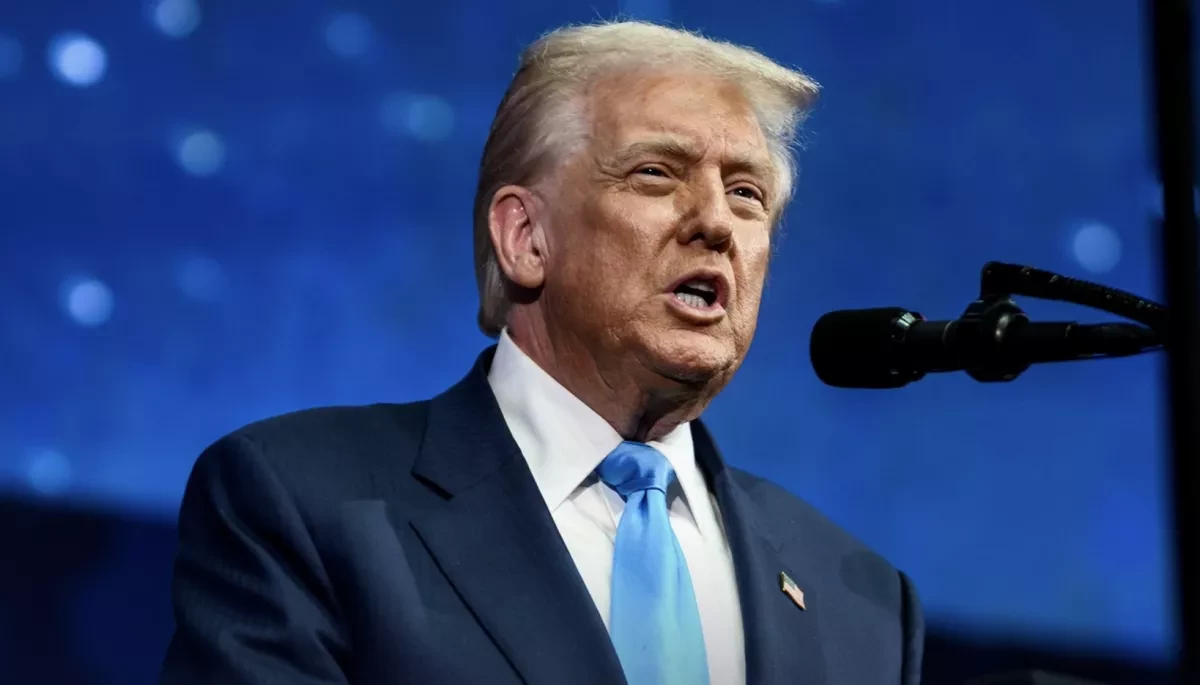 Трамп заявив, що CNN слід продати в рамках угоди з Warner Bros. Discovery