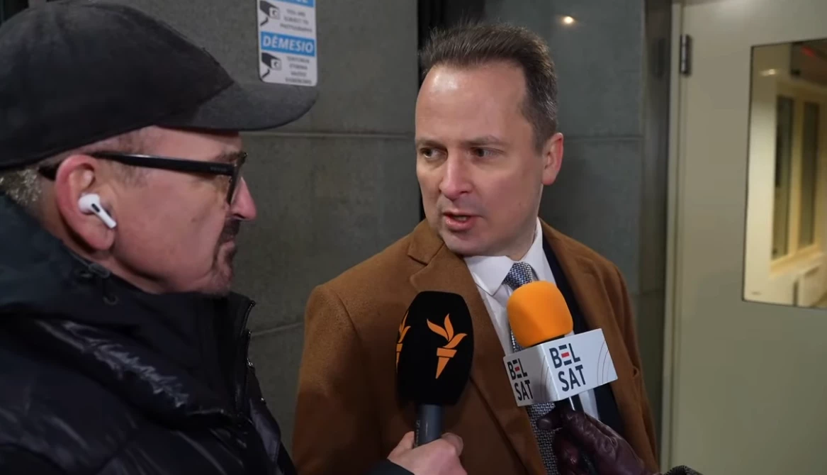 Мінськ в останню хвилину змінив процедуру звільнення політв'язнів, — Франак Вячорка