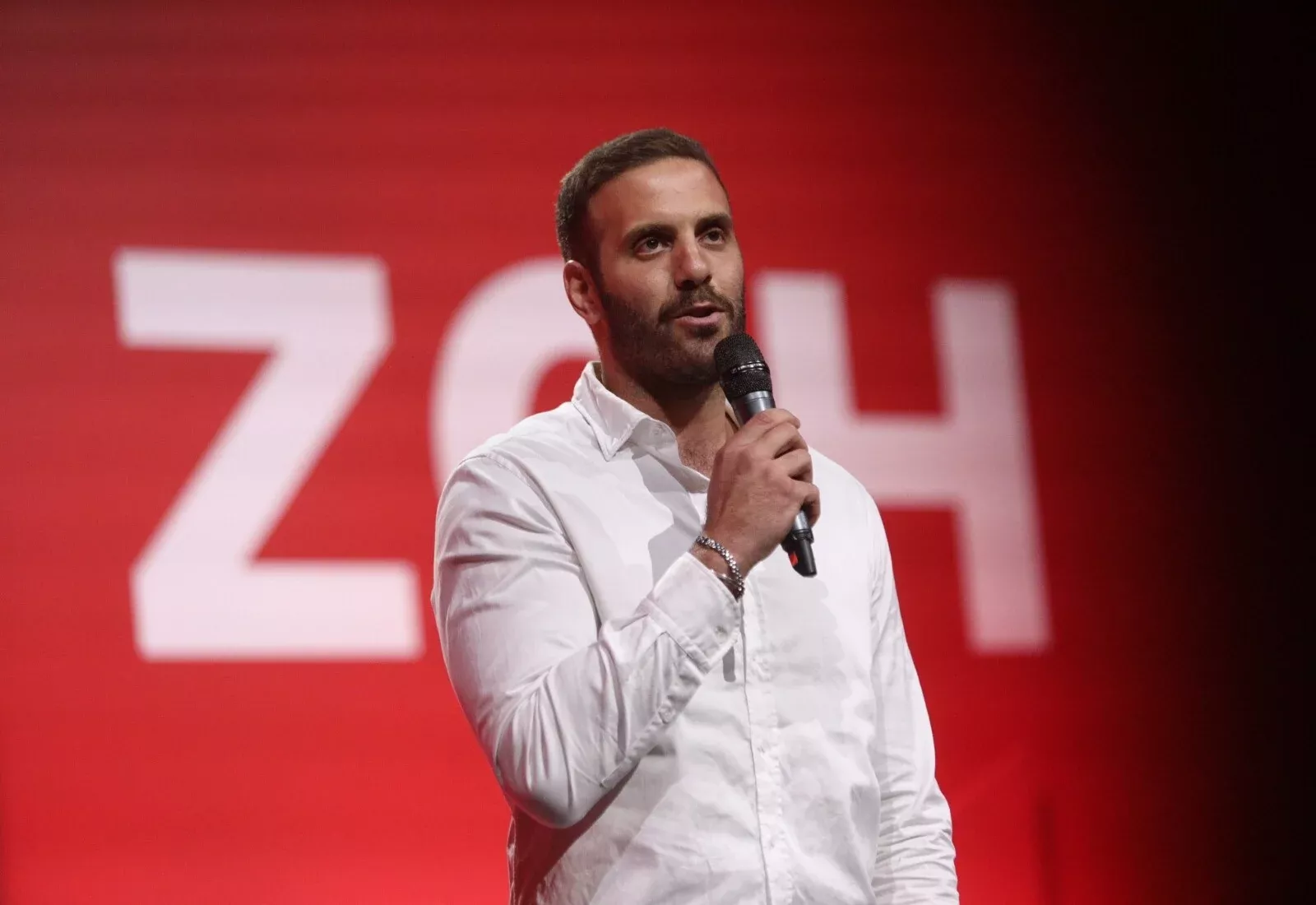 Грецького євродепутата виключили з делегації після повідомлень про ймовірний напад на журналіста