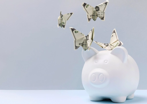 Доларові вклади та купівля валюти під депозит: що пропонує KredoBank