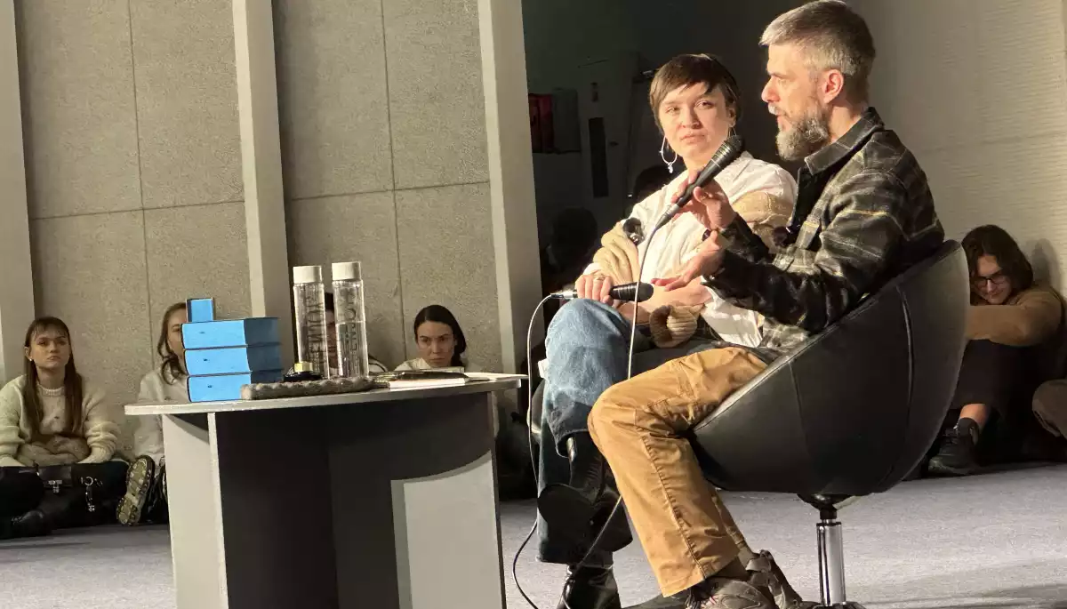 Український дім не вмістив усіх охочих: у Києві відбулась презентація «Книги Еміля» Ілларіона Павлюка