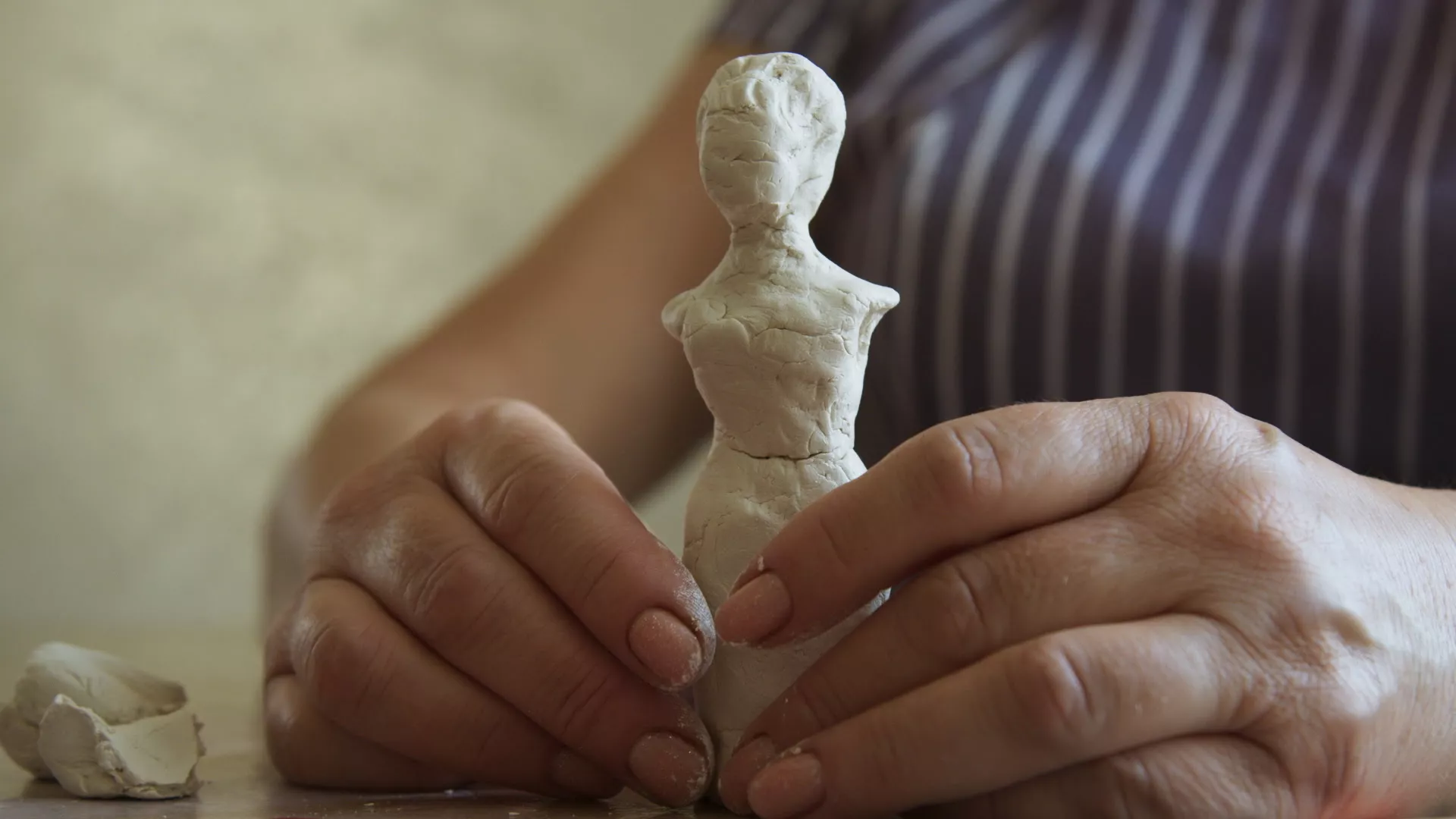 Українські режисерки створюють фільм про жінок, які пережили сексуальне насильство з боку російських військових