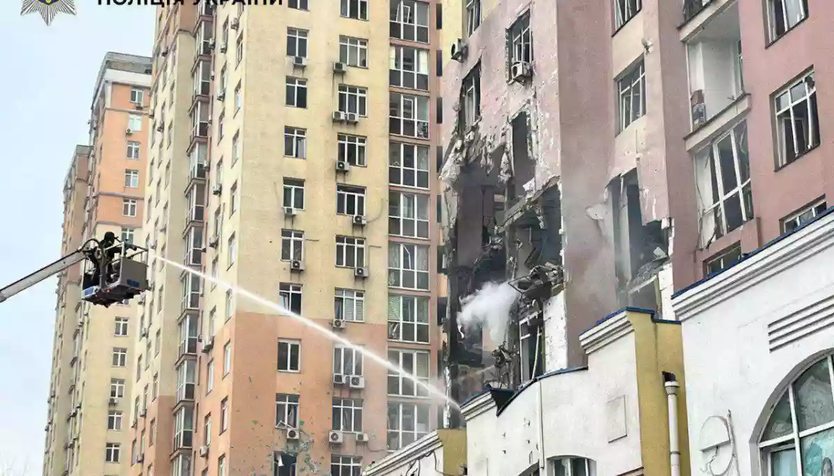 Безпілотник влучив у будинок журналістки «Українського радіо» Людмили Тягнирядно