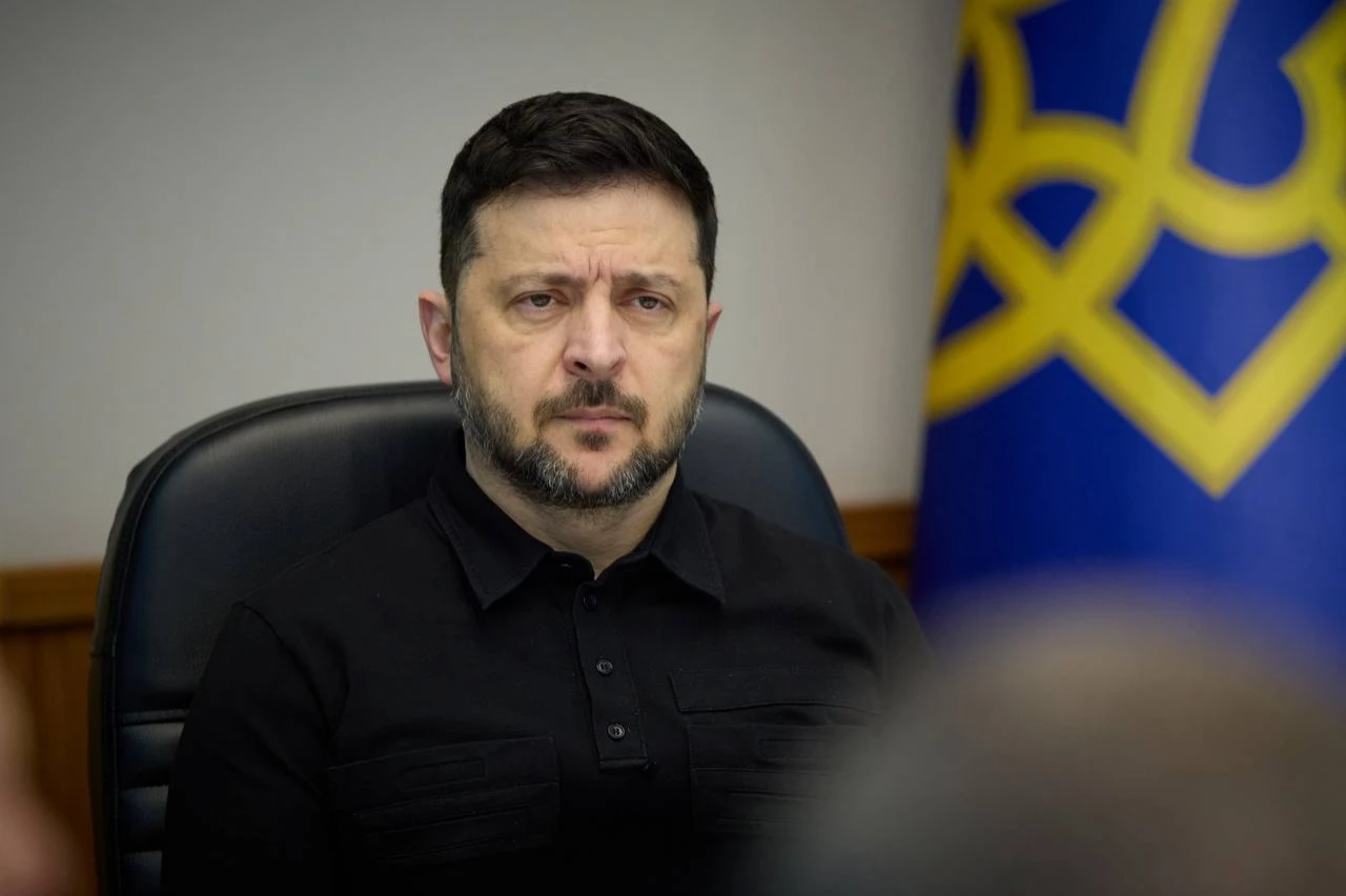 Зеленський назвав &laquo;фейковою історією&raquo; заяву Лаврова про удар України по резиденції Путіна