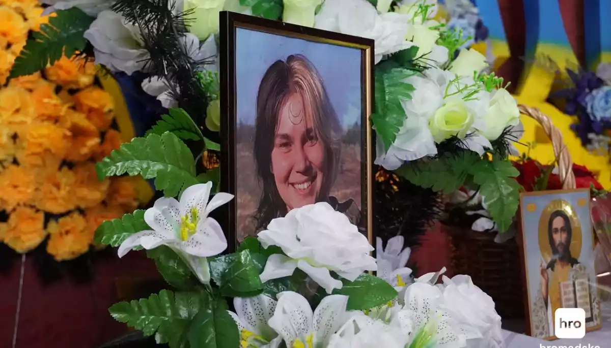 У Києві попрощалися з військовою, мисткинею і журналісткою Ланою Чорногорською