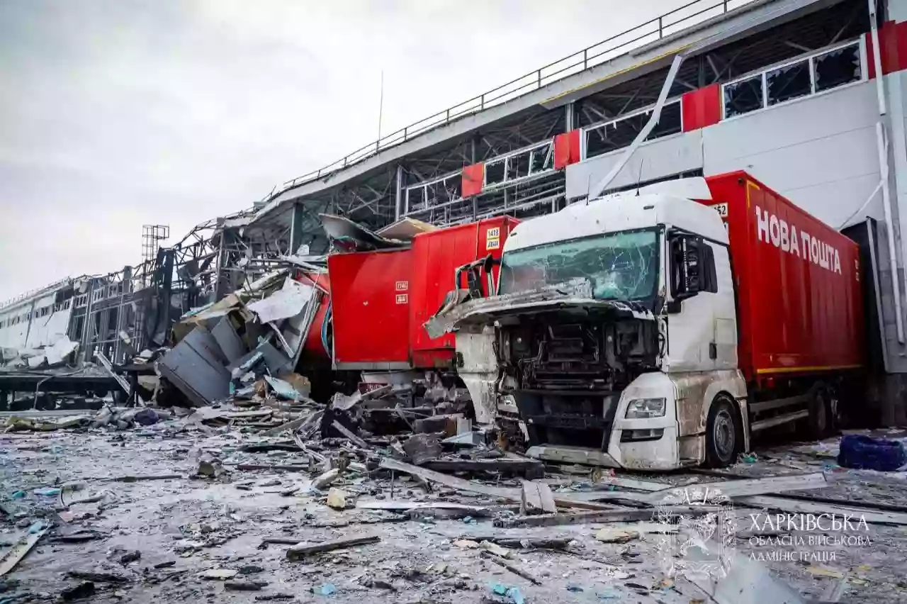 Журналістів медіа &laquo;Накипіло&raquo; та &laquo;Думка&raquo; не пускали знімати наслідки російського удару під Харковом