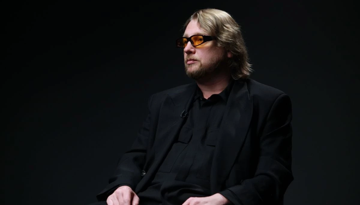 Політтехнолог Петров дійсно працює в Національному військовому кладовищі: займається комунікаціями