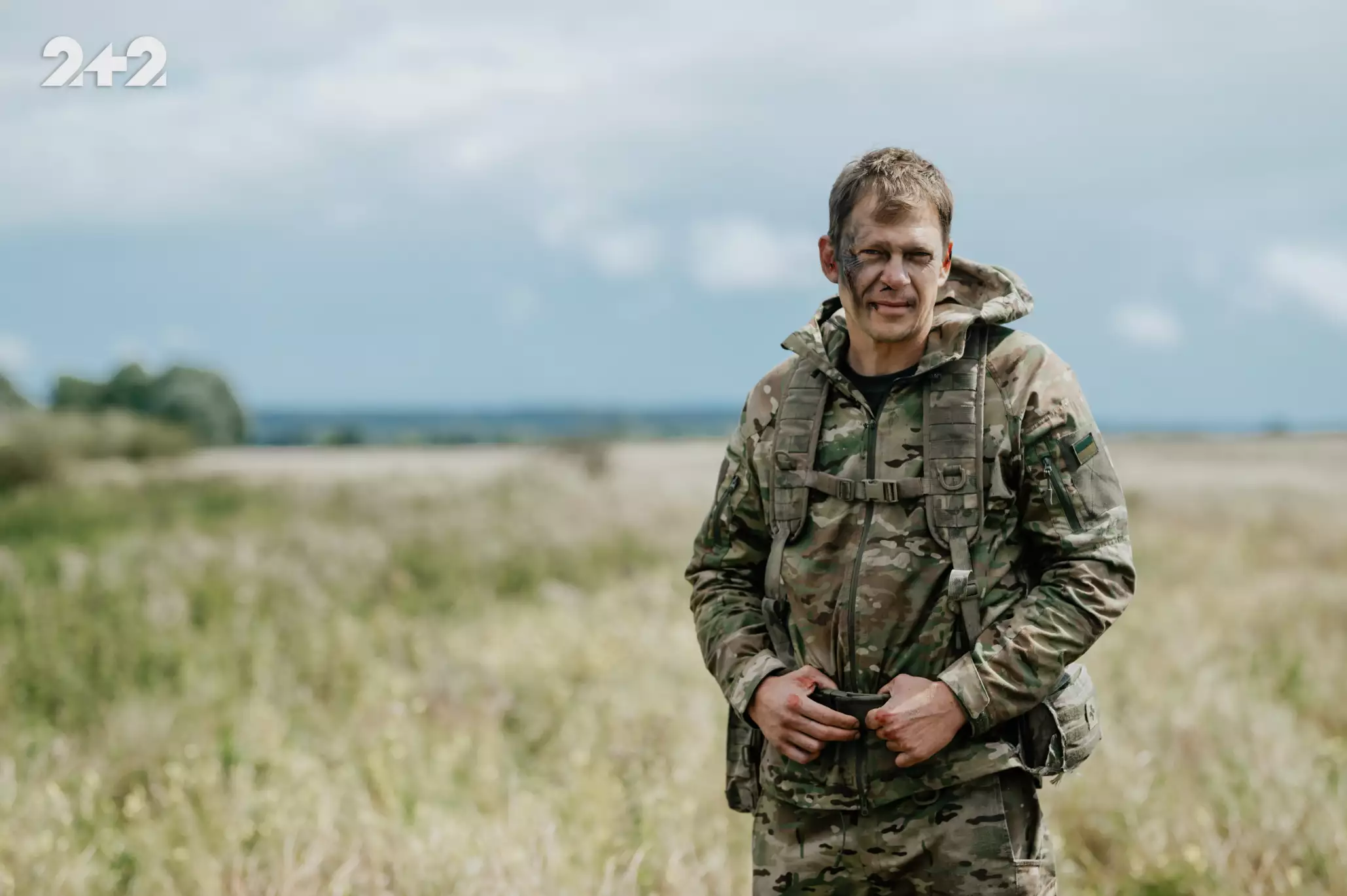 До четвертих роковин повномасштабної війни «2+2» покаже воєнну драму «Живий»