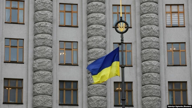 Чому іноземні журналісти ходили по колу і чи треба було повертати логіку системі?