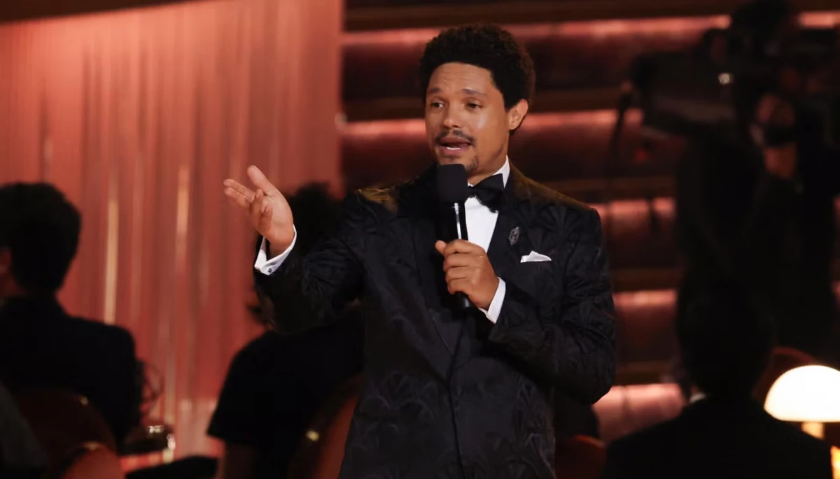 Трамп пригрозив судовим позовом проти ведучого премії &laquo;Ґреммі&raquo; через жарт про Епштейна