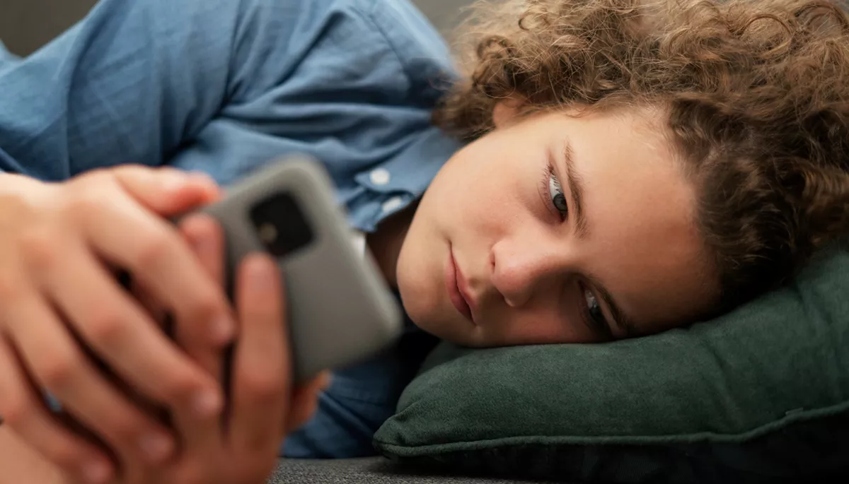 Соцмережі, може, і не вбивають психіку, але впливають на когнітивні функції