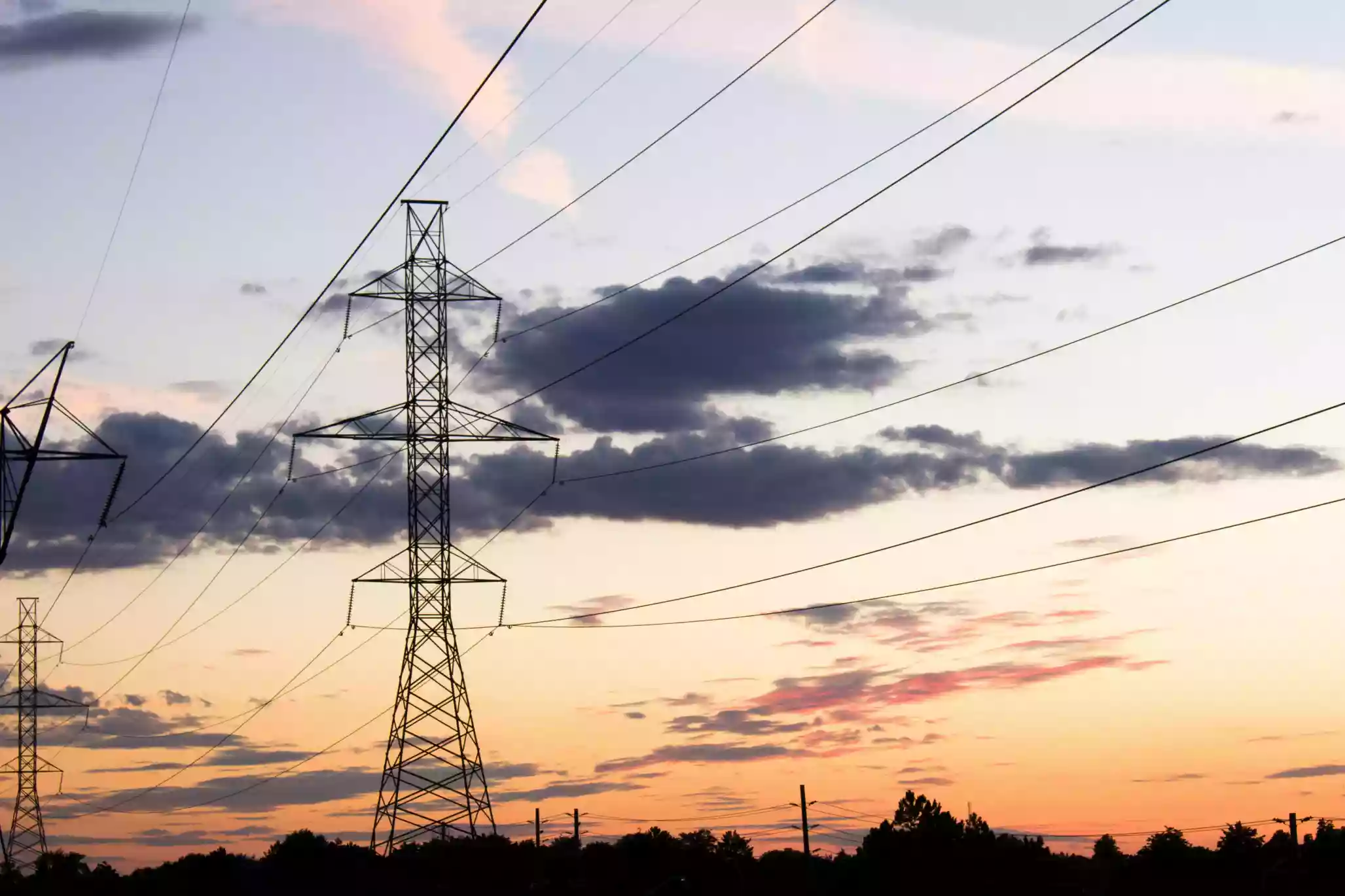 Майже 70% опитаних українців отримують інформацію про енергетику через соцмережі, &mdash; дослідження Power of Place