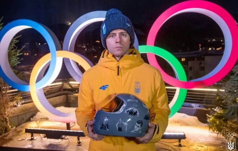 Українського скелетоніста дискваліфікували перед заїздом на Олімпіаді через шолом з портретами загиблих спортсменів