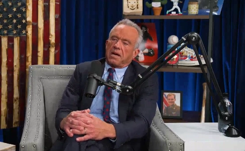 Правозахисники закликали міністра Кеннеді піти у відставку після його участі у подкасті