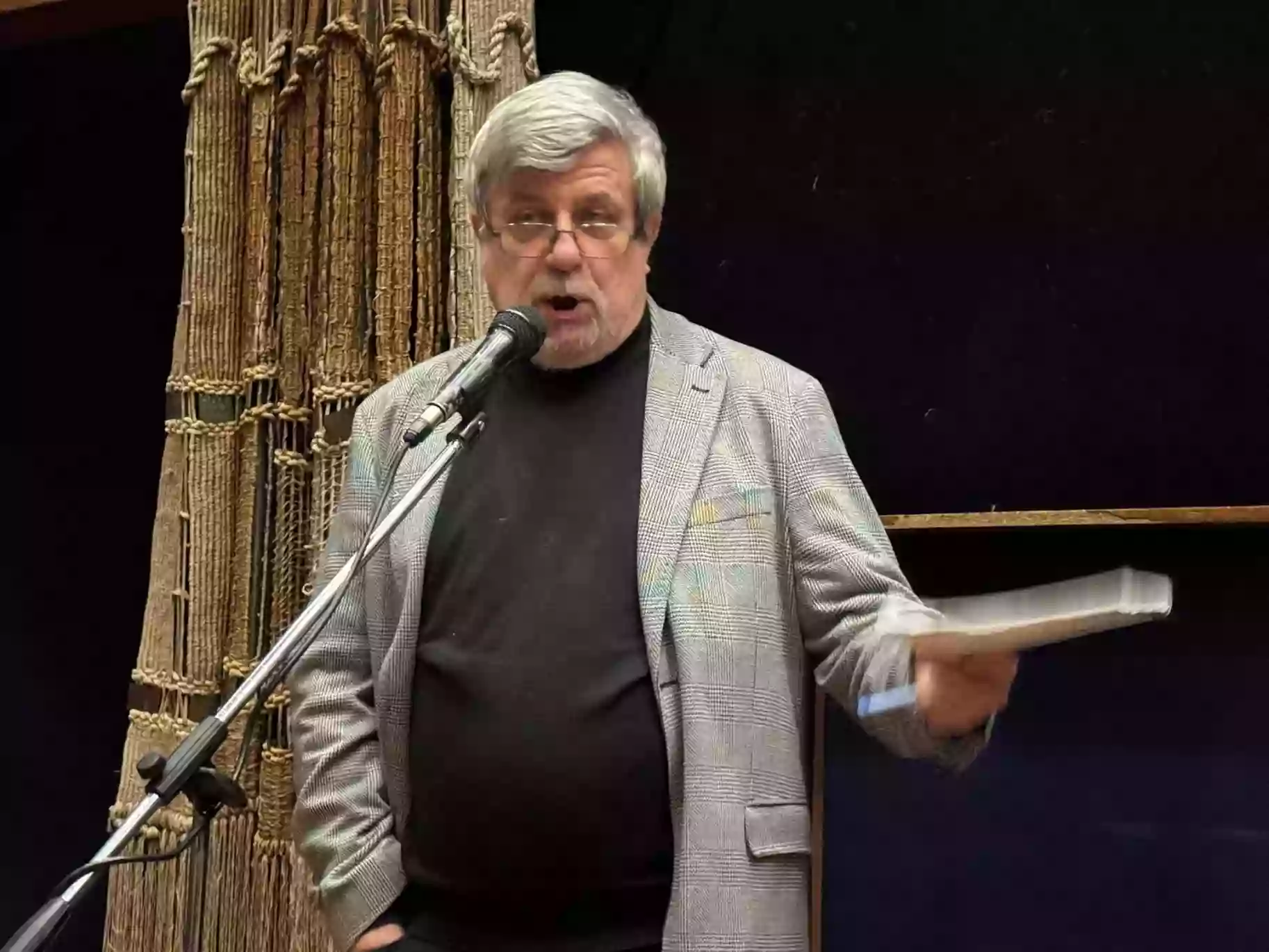 У Києві презентували нову книгу Сергія Тримбача «Олександр Довженко. Від пекла до раю»