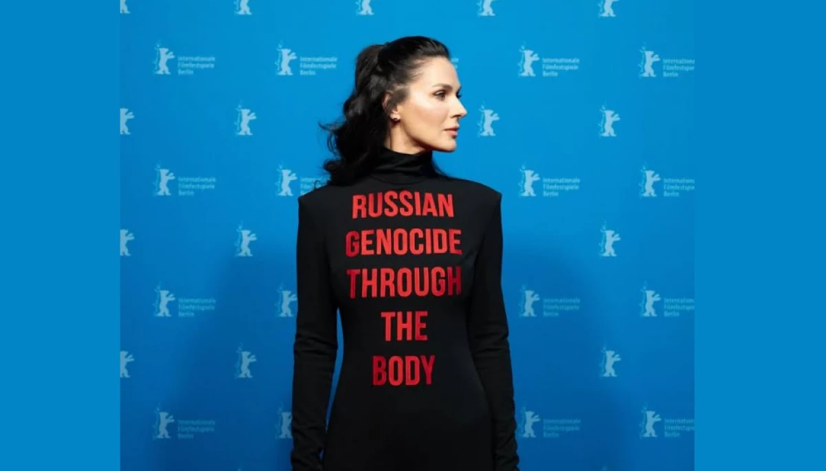 Марія Єфросиніна зʼявилась на Берлінале в сукні з написом &laquo;Геноцид Росії через тіло&raquo;