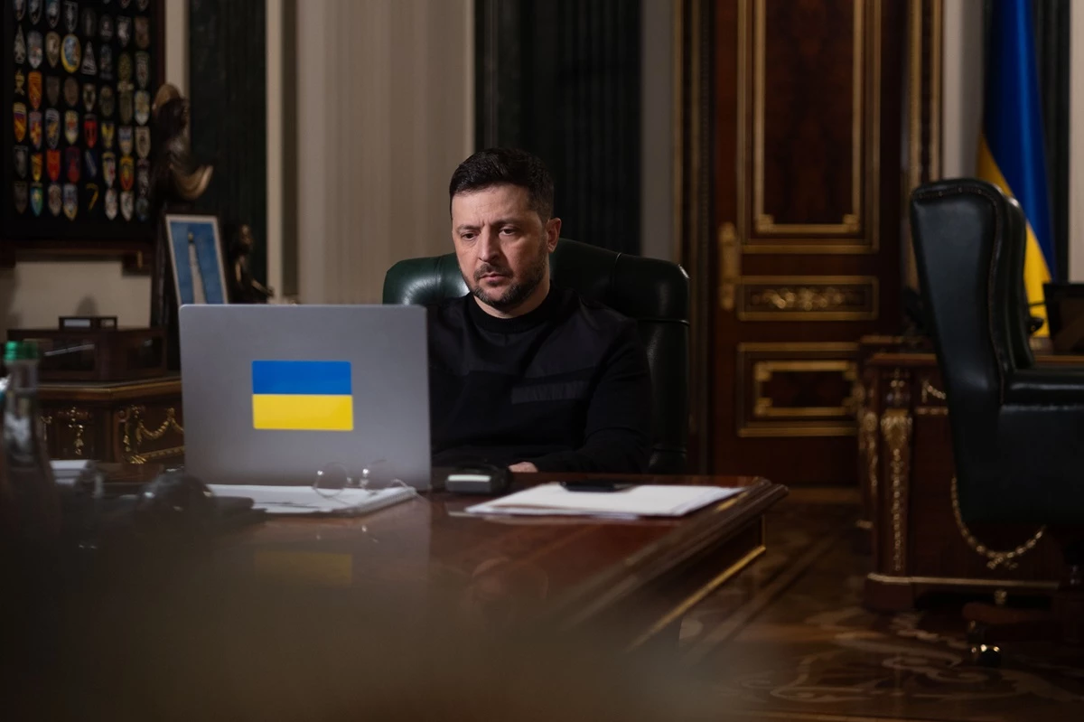 &laquo;Лукашенко штовхає вас до Путіна&raquo;, &mdash; Зеленський вперше від початку великої війни дав інтервʼю білоруському медіа