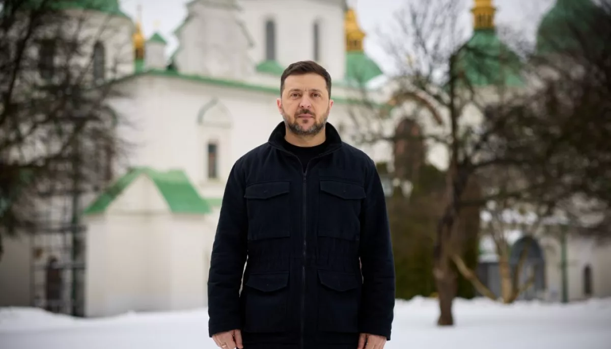 &laquo;Сьогодні чотири роки, як Путін бере Київ за 3 дні&raquo;: Президент звернувся до українців у четверті роковини початку великої війни