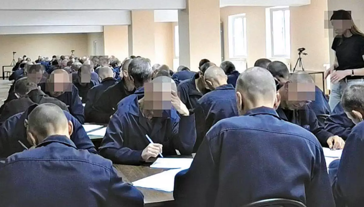 Майже 70% опитаних російських військовополонених вважають війну проти України виправданою і необхідною, — LingvaLexa